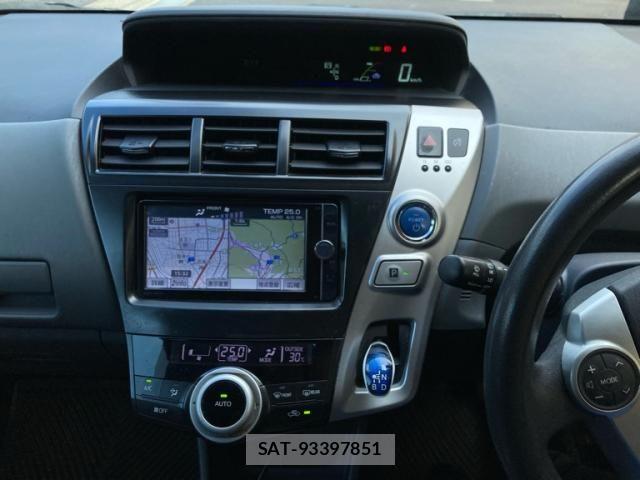 Toyota PRIUS ALPHA 2013-01 8745403-10