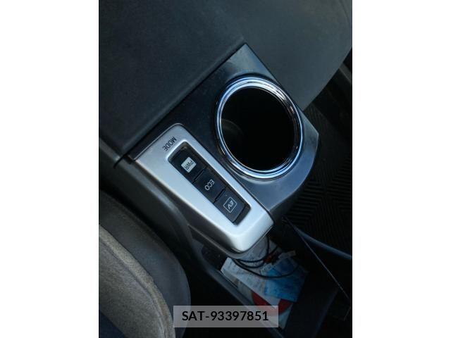 Toyota PRIUS ALPHA 2013-01 8745403-8