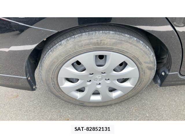 Toyota PRIUS ALPHA 2012-06 8745389-6