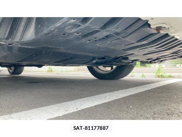 Toyota PRIUS ALPHA 2012-07 8745384-13