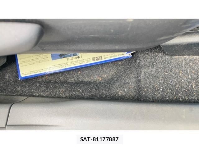 Toyota PRIUS ALPHA 2012-07 8745384-18