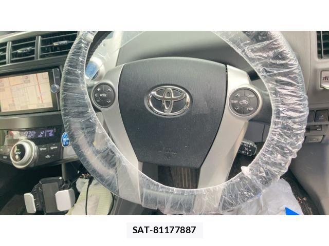 Toyota PRIUS ALPHA 2012-07 8745384-19