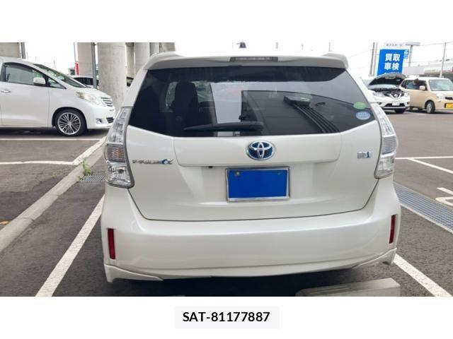 Toyota PRIUS ALPHA 2012-07 8745384-4