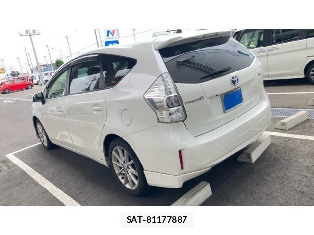 Toyota PRIUS ALPHA 2012-07 8745384-5