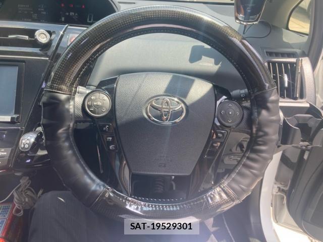 Toyota PRIUS ALPHA 2015-07 8745376-12