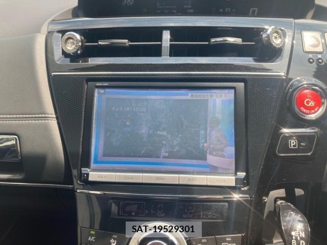 Toyota PRIUS ALPHA 2015-07 8745376-16