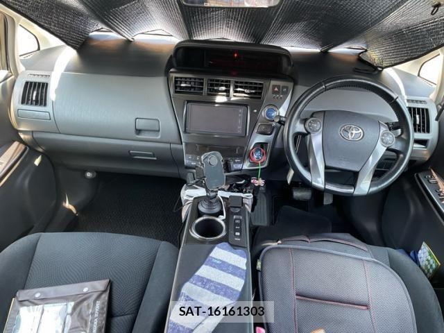 Toyota PRIUS ALPHA 2014-01 8745393-15