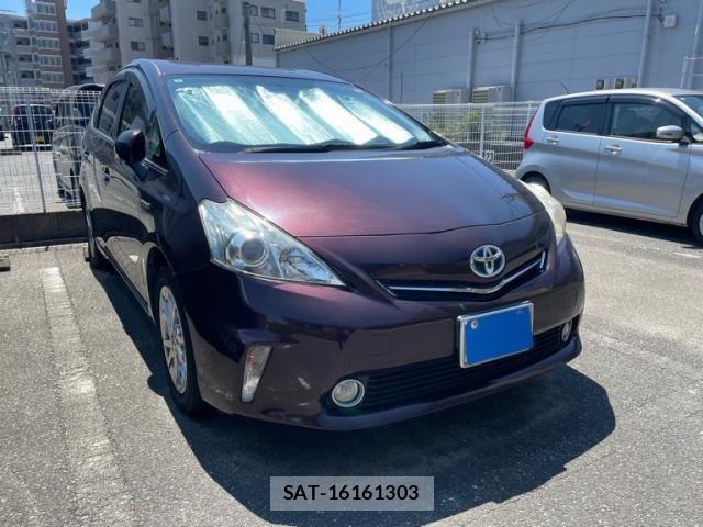 Toyota PRIUS ALPHA 2014-01 8745393-1