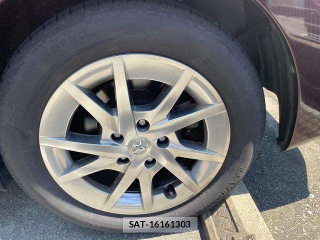Toyota PRIUS ALPHA 2014-01 8745393-6