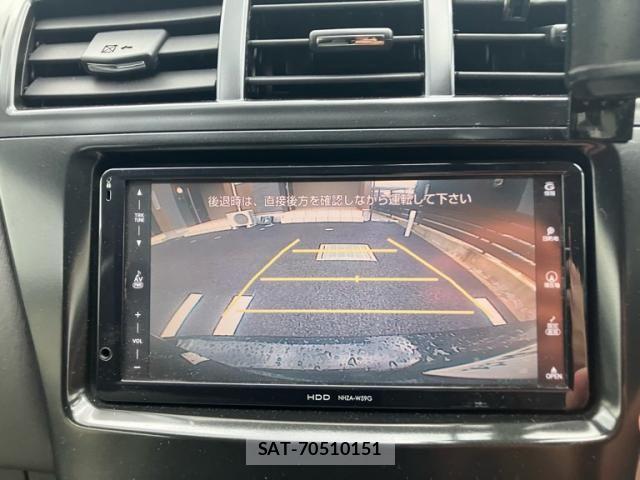 Toyota PRIUS ALPHA 2012-04 8745394-17