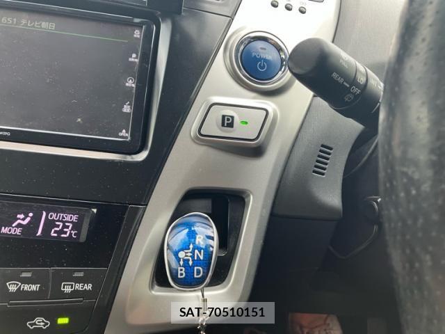 Toyota PRIUS ALPHA 2012-04 8745394-20