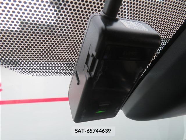Toyota PRIUS ALPHA 2018-09 8745373-16