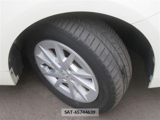 Toyota PRIUS ALPHA 2018-09 8745373-6