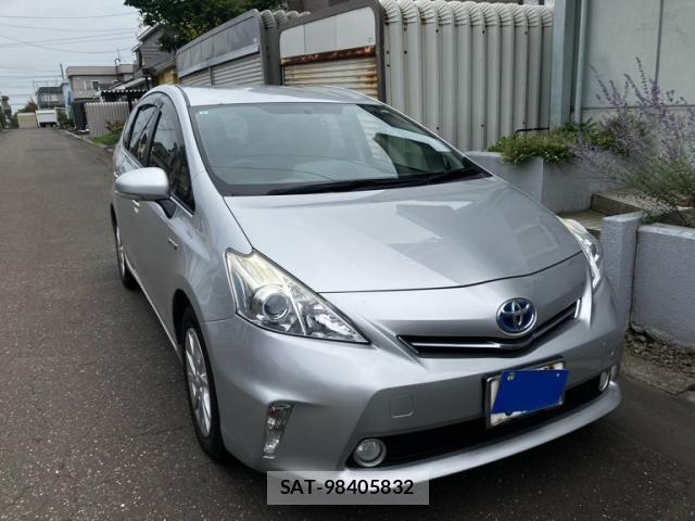 Toyota PRIUS ALPHA 2013-09 8797216-0