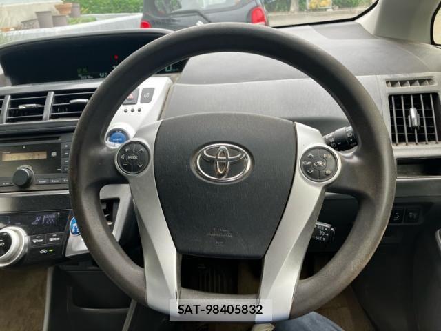 Toyota PRIUS ALPHA 2013-09 8797216-20