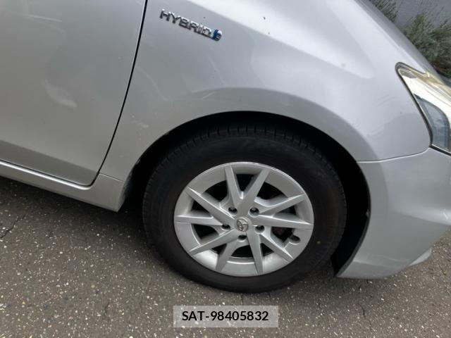 Toyota PRIUS ALPHA 2013-09 8797216-7