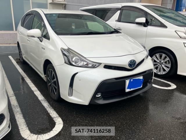 Toyota PRIUS ALPHA 2017-10 8797211-0