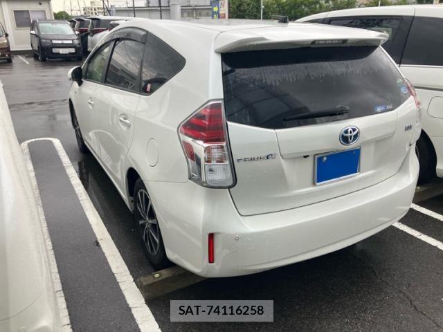 Toyota PRIUS ALPHA 2017-10 8797211-3