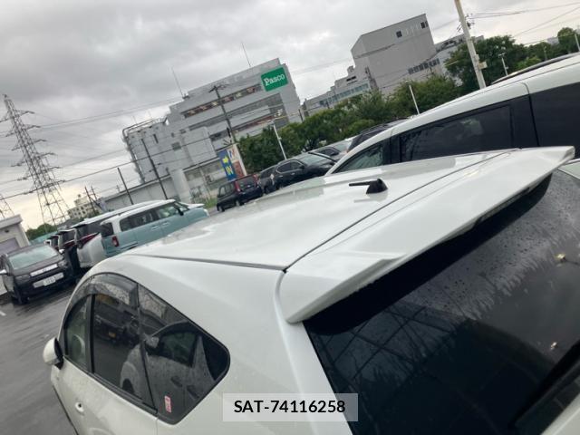 Toyota PRIUS ALPHA 2017-10 8797211-4