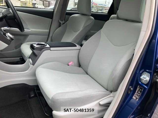 Toyota PRIUS ALPHA 2011-06 8797212-11