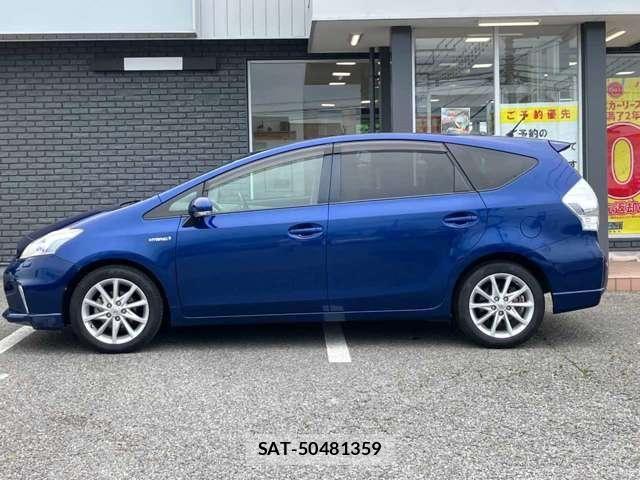 Toyota PRIUS ALPHA 2011-06 8797212-8