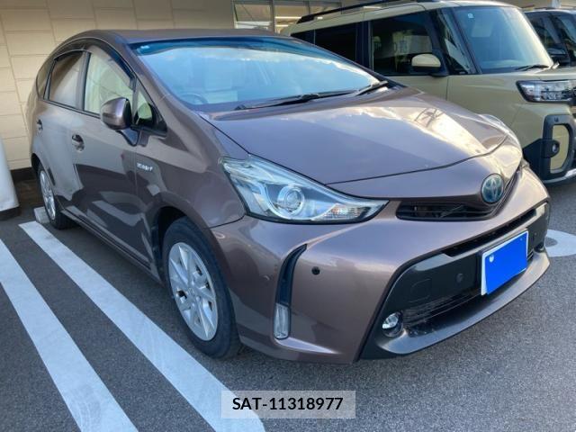 Toyota PRIUS ALPHA 2018-05 8797210-1