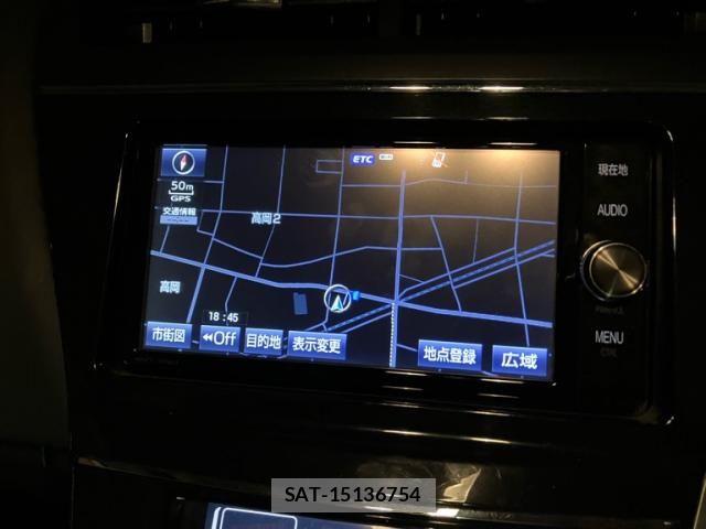 Toyota PRIUS ALPHA 2017-04 8797209-20