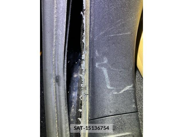 Toyota PRIUS ALPHA 2017-04 8797209-24