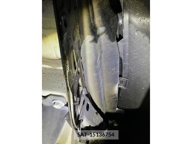 Toyota PRIUS ALPHA 2017-04 8797209-29