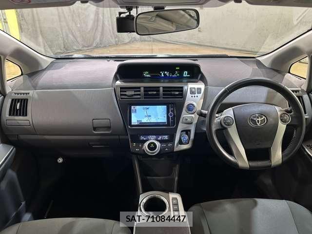 Toyota PRIUS ALPHA 2013-10 8797213-17