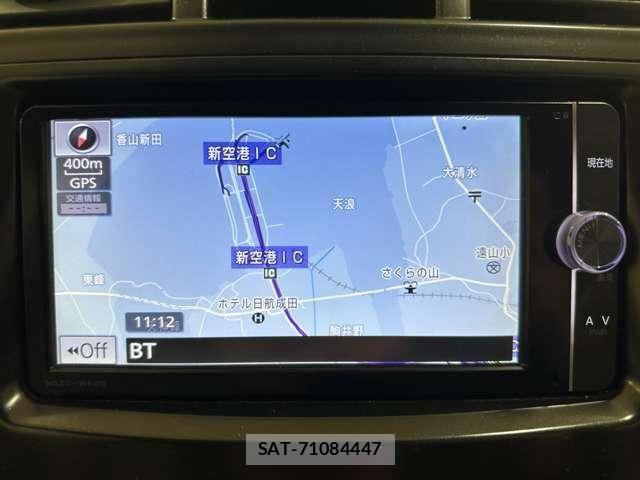 Toyota PRIUS ALPHA 2013-10 8797213-18