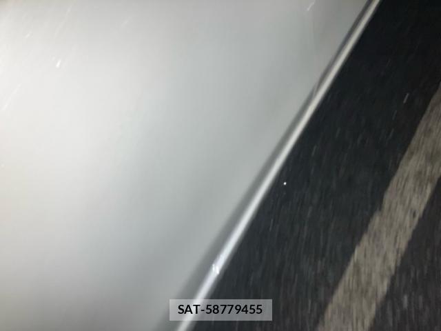 Toyota PRIUS ALPHA 2019-08 8797207-27