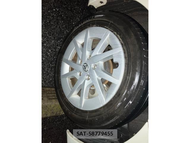Toyota PRIUS ALPHA 2019-08 8797207-8