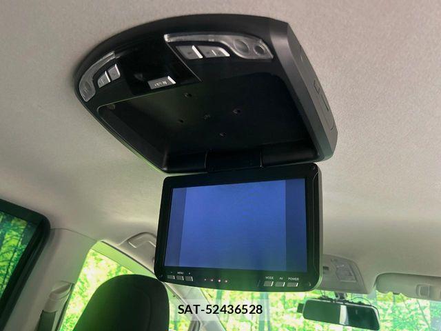 Toyota PRIUS ALPHA 2017-12 8797208-2