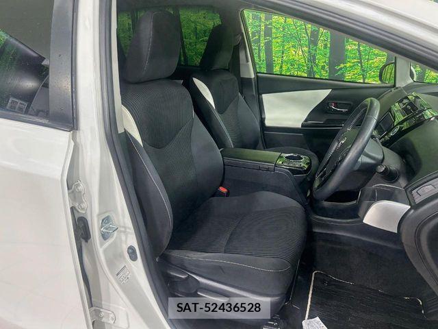 Toyota PRIUS ALPHA 2017-12 8797208-7