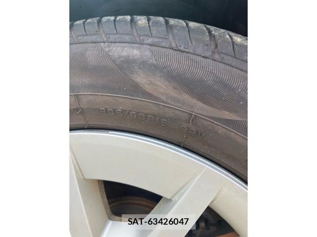 Toyota PRIUS ALPHA 2013-02 8797215-7