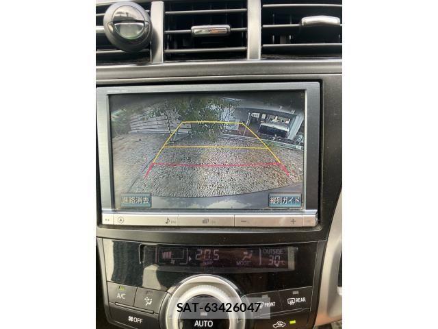 Toyota PRIUS ALPHA 2013-02 8797215-18