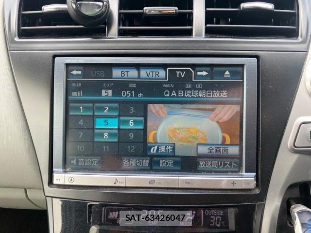 Toyota PRIUS ALPHA 2013-02 8797215-19