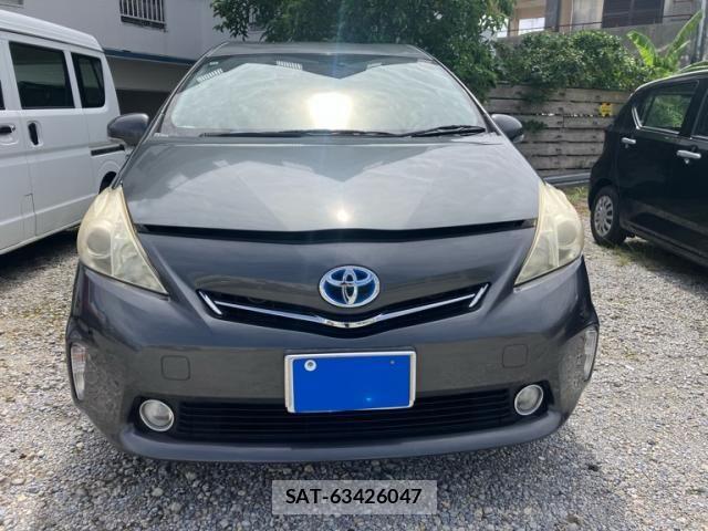 Toyota PRIUS ALPHA 2013-02 8797215-2