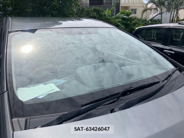 Toyota PRIUS ALPHA 2013-02 8797215-5