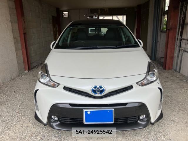 Toyota PRIUS ALPHA 2016-01 8831196-1