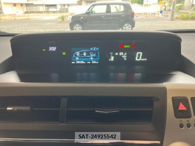 Toyota PRIUS ALPHA 2016-01 8831196-20