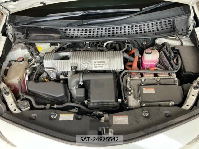 Toyota PRIUS ALPHA 2016-01 8831196-23
