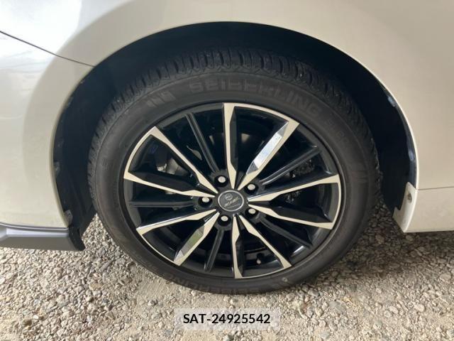 Toyota PRIUS ALPHA 2016-01 8831196-6