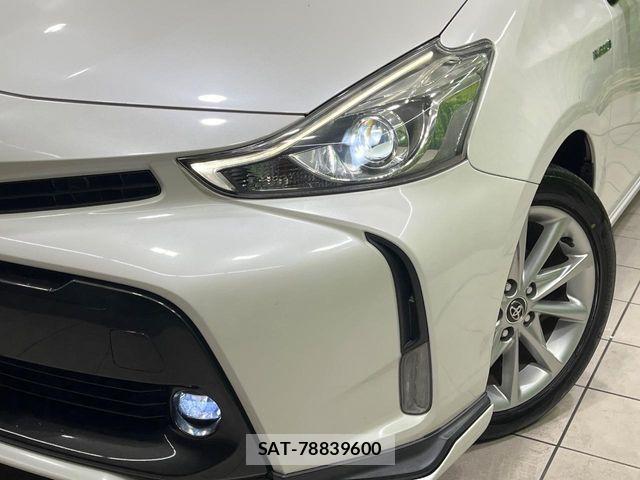 Toyota PRIUS ALPHA 2015-05 8831197-12