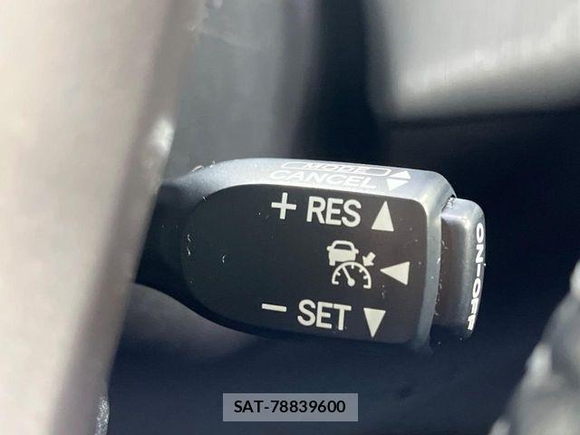 Toyota PRIUS ALPHA 2015-05 8831197-6