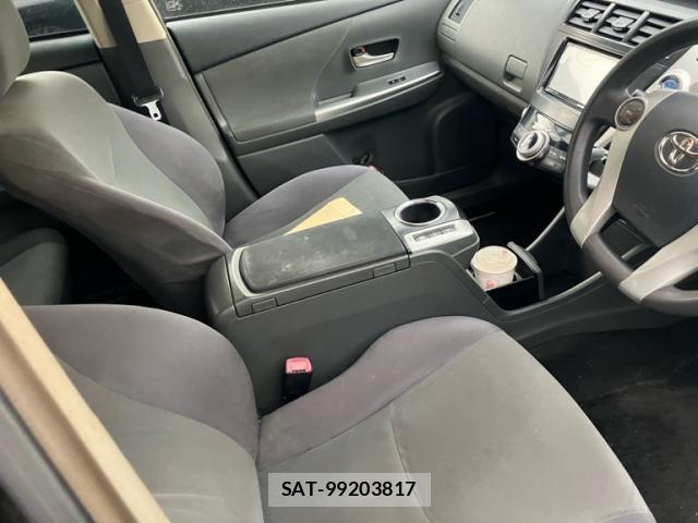 Toyota PRIUS ALPHA 2013-01 8831201-14