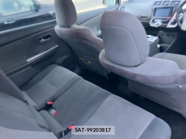 Toyota PRIUS ALPHA 2013-01 8831201-15