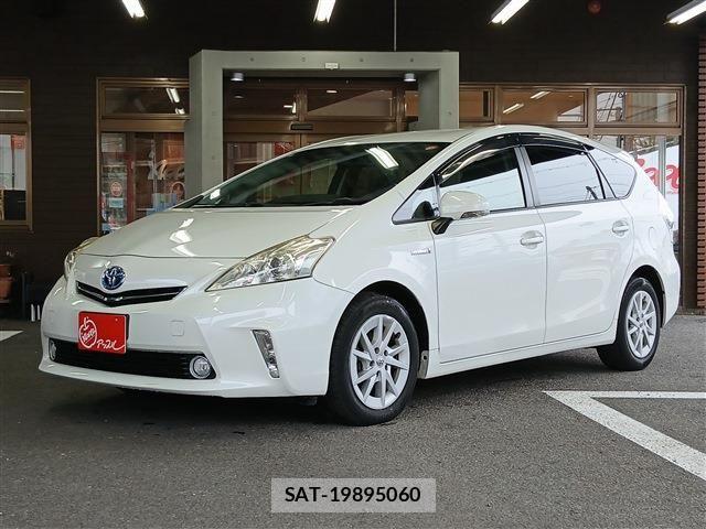 Toyota PRIUS ALPHA 2013-03 8831199-0