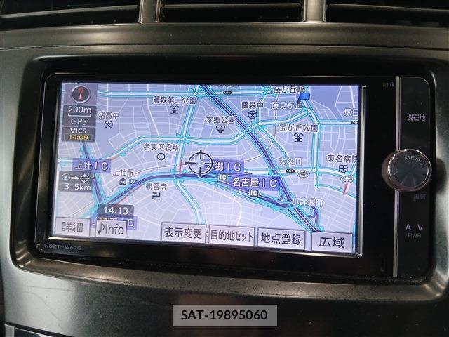 Toyota PRIUS ALPHA 2013-03 8831199-9